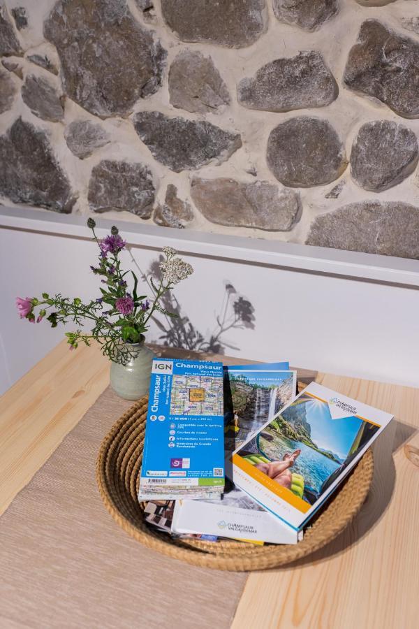 B&B MaisonNel Saint-Bonnet-en-Champsaur Exterior foto
